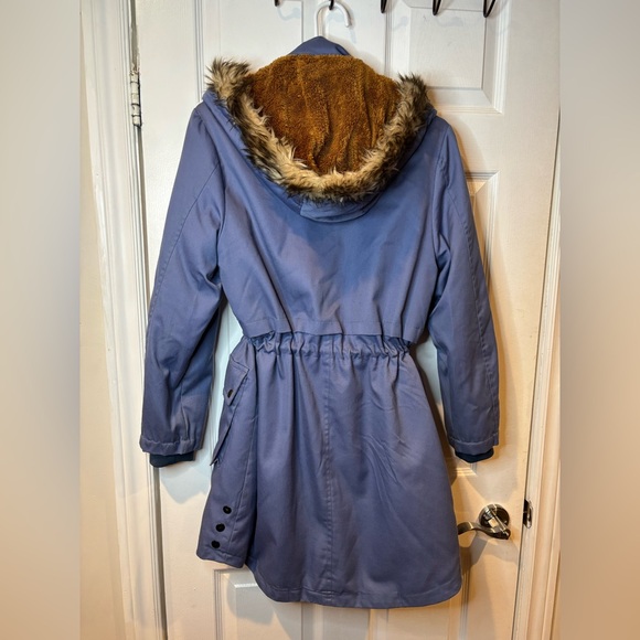 Women’s Winter Parka Coat with Faux Fur Hood - Medium Small, Purple-Blue. - Picture 3 of 3